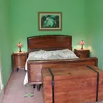 Les Chandelles Bed & Breakfast