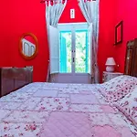 Les Chandelles Bed & Breakfast