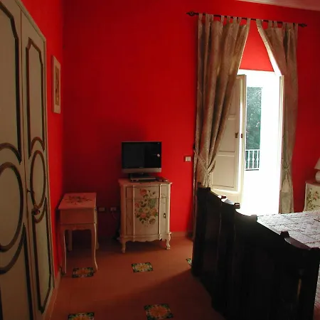 Les Chandelles 3* San Menaio