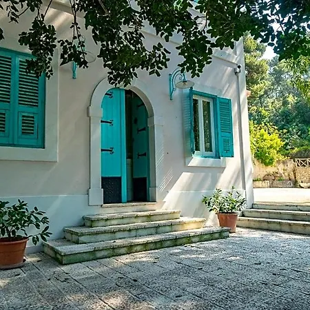 Les Chandelles 3* San Menaio